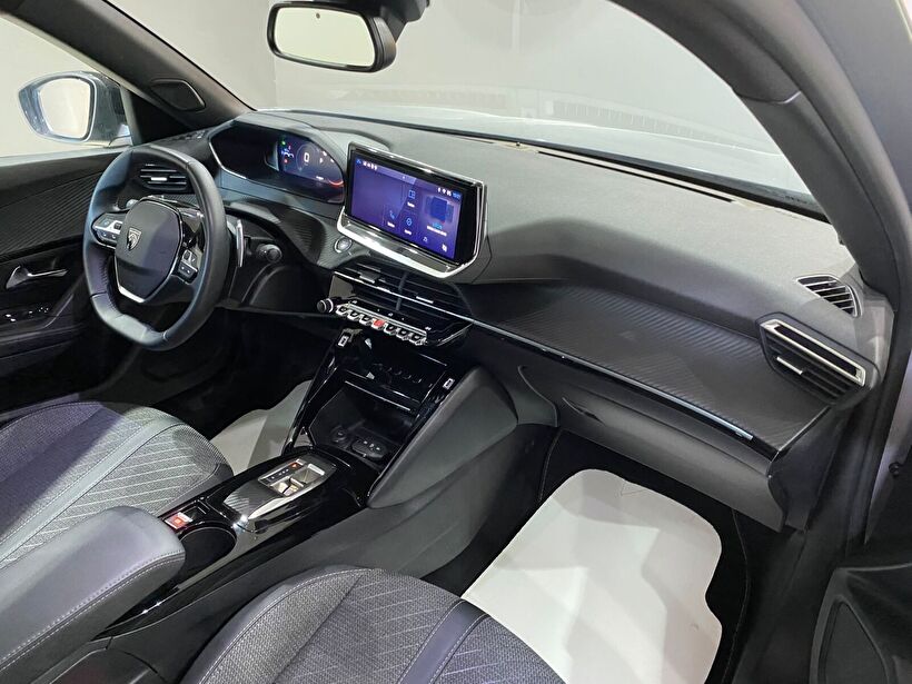 2025 Benzin Otomatik Peugeot 2008 Gri Gürel Tasarım Aksesuar Otomotiv San. Tic. Ltd. Şti.