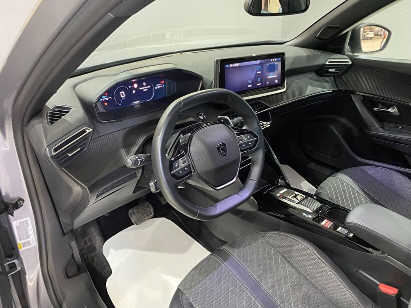 2025 Benzin Otomatik Peugeot 2008 Gri Gürel Tasarım Aksesuar Otomotiv San. Tic. Ltd. Şti.