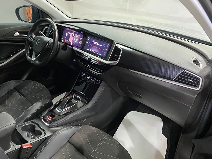 2023 Dizel Otomatik Opel Grandland Siyah Gürel Tasarım Aksesuar Otomotiv San. Tic. Ltd. Şti.