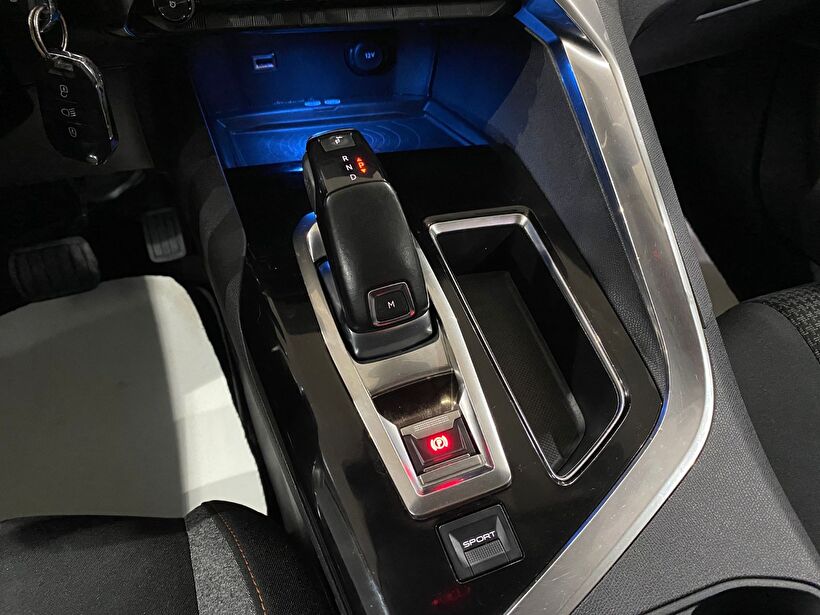 2016 Dizel Otomatik Peugeot 3008 Gri Gürel Tasarım Aksesuar Otomotiv San. Tic. Ltd. Şti.