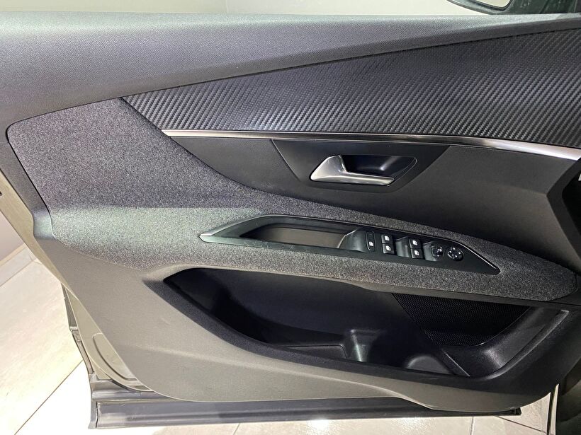 2016 Dizel Otomatik Peugeot 3008 Gri Gürel Tasarım Aksesuar Otomotiv San. Tic. Ltd. Şti.