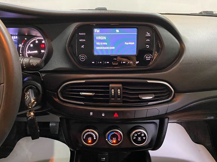 2022 Benzin Manuel Fiat Egea Cross Beyaz Gürel Tasarım Aksesuar Otomotiv San. Tic. Ltd. Şti.