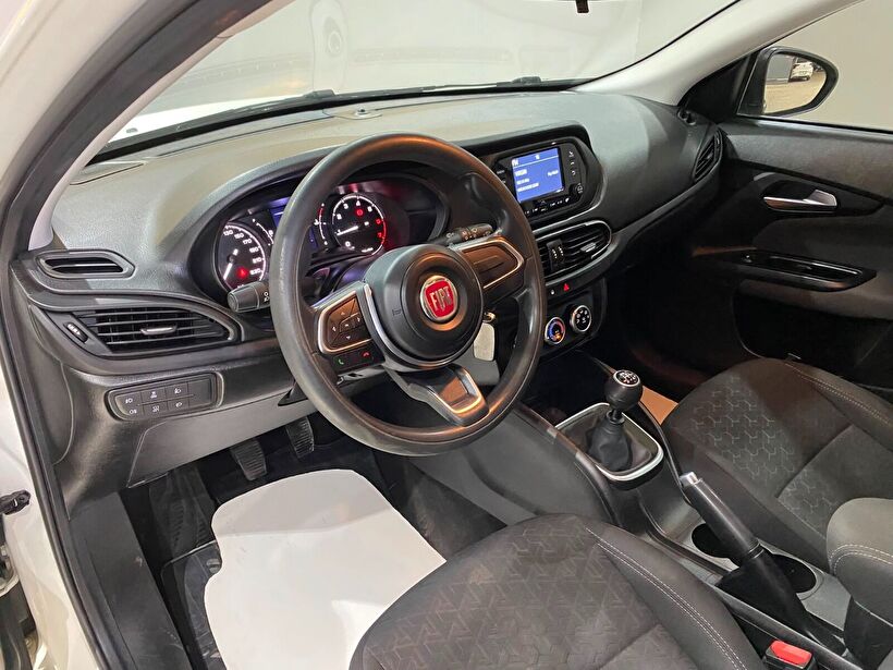 2022 Benzin Manuel Fiat Egea Cross Beyaz Gürel Tasarım Aksesuar Otomotiv San. Tic. Ltd. Şti.