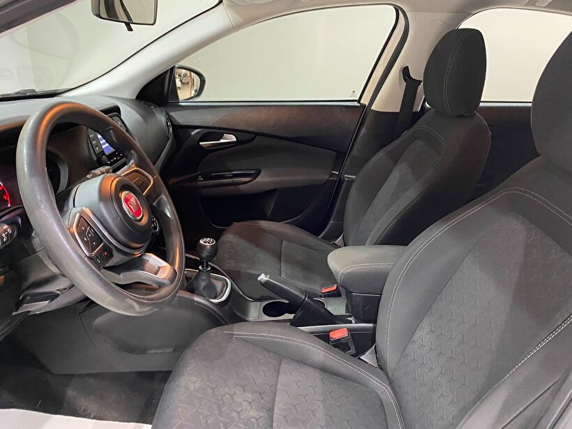 2022 Benzin Manuel Fiat Egea Cross Beyaz Gürel Tasarım Aksesuar Otomotiv San. Tic. Ltd. Şti.