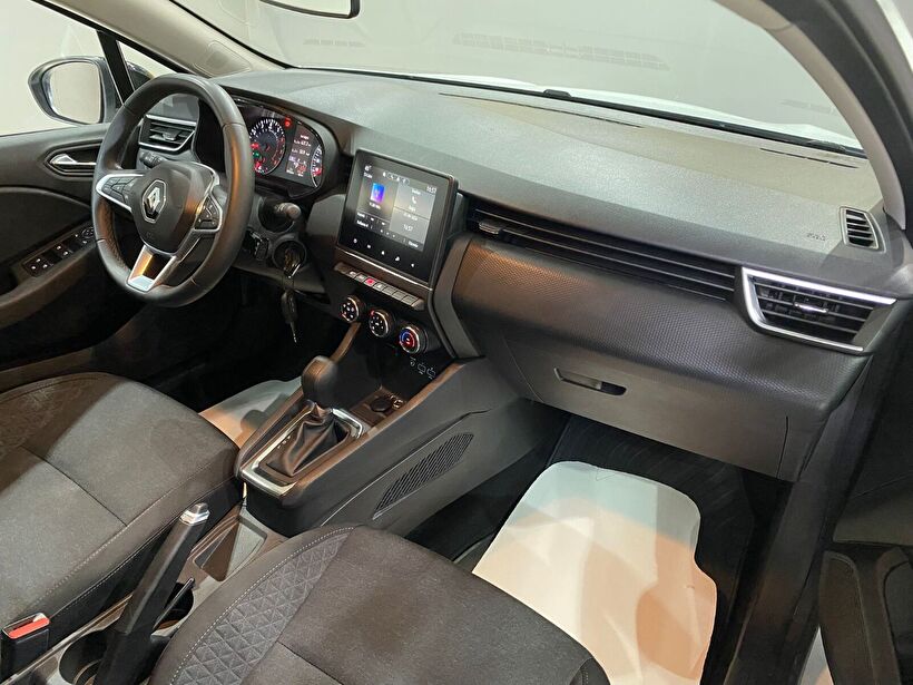 2023 Benzin Otomatik Renault Clio Beyaz Gürel Tasarım Aksesuar Otomotiv San. Tic. Ltd. Şti.