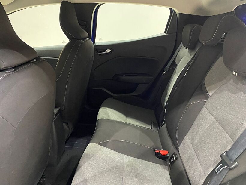 2023 Benzin Otomatik Renault Clio Mavi Gürel Tasarım Aksesuar Otomotiv San. Tic. Ltd. Şti.