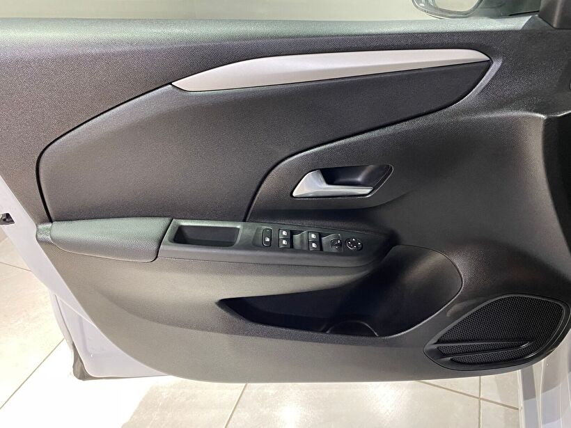 2025 Benzin Otomatik Opel Corsa Beyaz Gürel Tasarım Aksesuar Otomotiv San. Tic. Ltd. Şti.