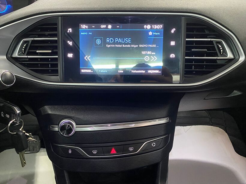 2021 Benzin Otomatik Peugeot 308 Gri Gürel Tasarım Aksesuar Otomotiv San. Tic. Ltd. Şti.