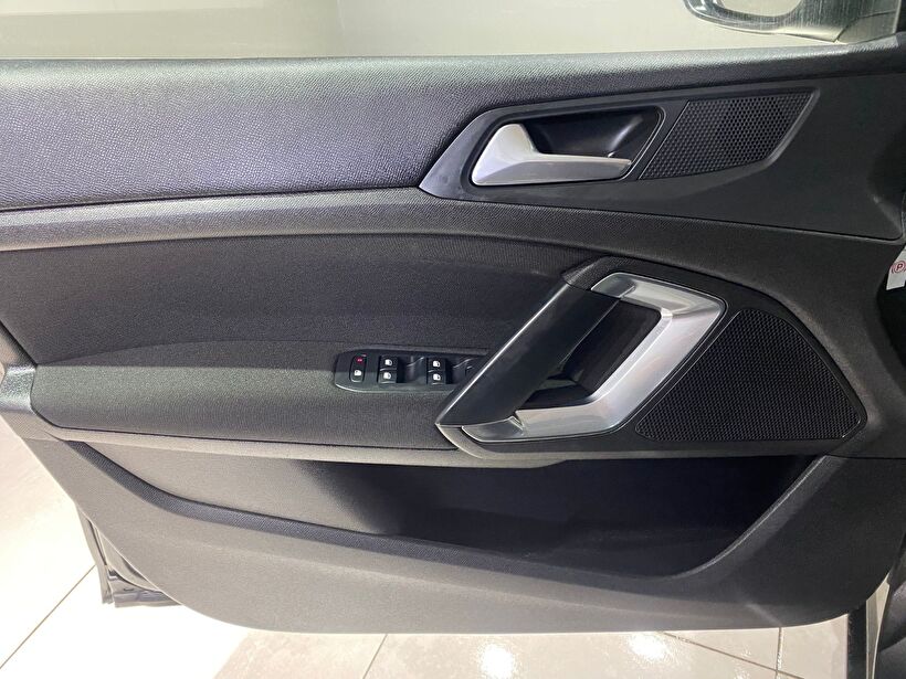 2021 Benzin Otomatik Peugeot 308 Gri Gürel Tasarım Aksesuar Otomotiv San. Tic. Ltd. Şti.