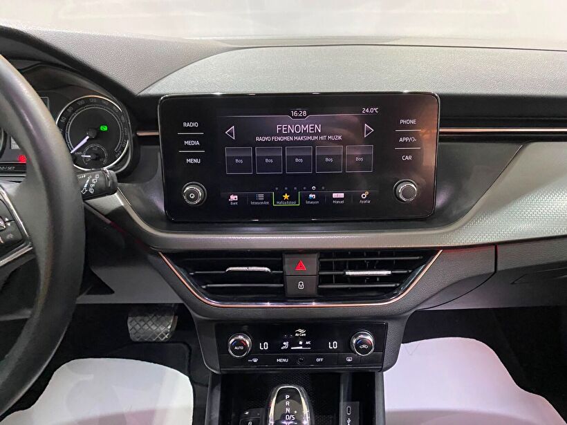 2022 Benzin Otomatik Skoda Scala Gümüş Gri Gürel Tasarım Aksesuar Otomotiv San. Tic. Ltd. Şti.