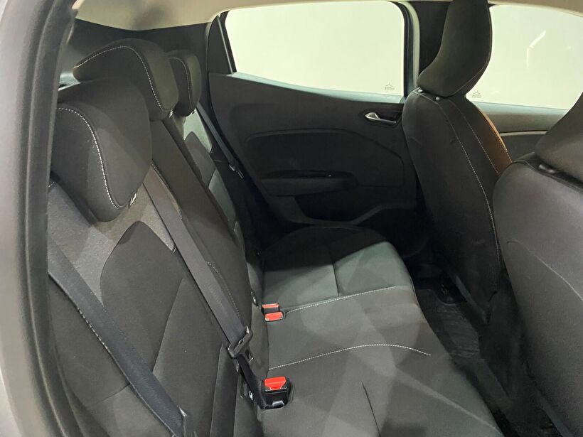 2025 Benzin Otomatik Renault Clio Gri Gürel Tasarım Aksesuar Otomotiv San. Tic. Ltd. Şti.