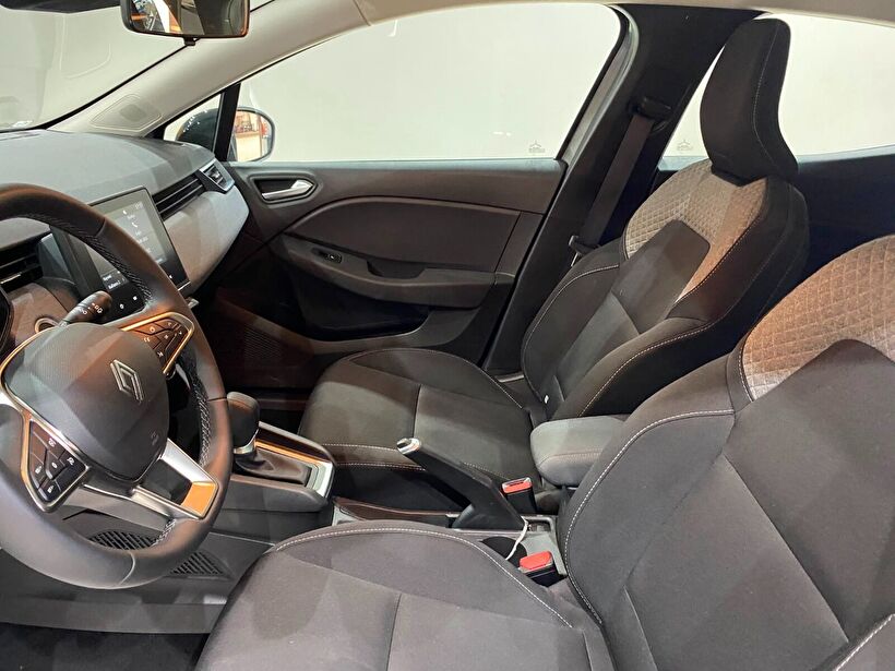 2025 Benzin Otomatik Renault Clio Gri Gürel Tasarım Aksesuar Otomotiv San. Tic. Ltd. Şti.
