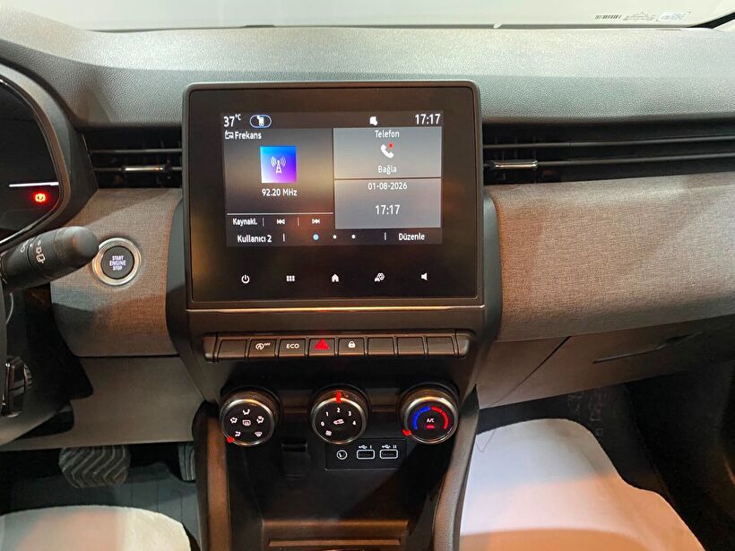 2025 Benzin Otomatik Renault Clio Gri Gürel Tasarım Aksesuar Otomotiv San. Tic. Ltd. Şti.