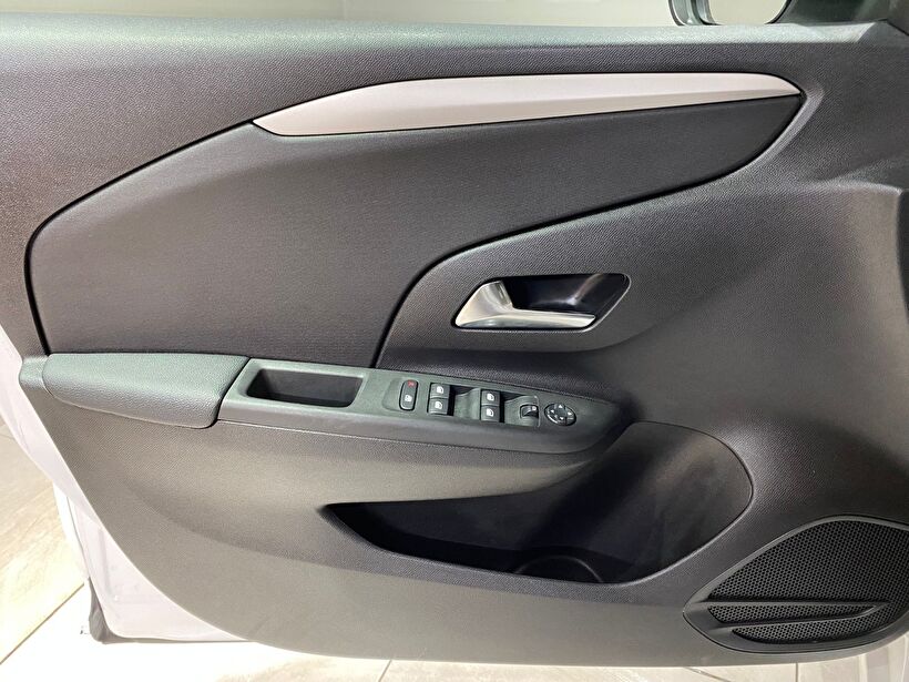 2025 Benzin Otomatik Opel Corsa Beyaz Gürel Tasarım Aksesuar Otomotiv San. Tic. Ltd. Şti.