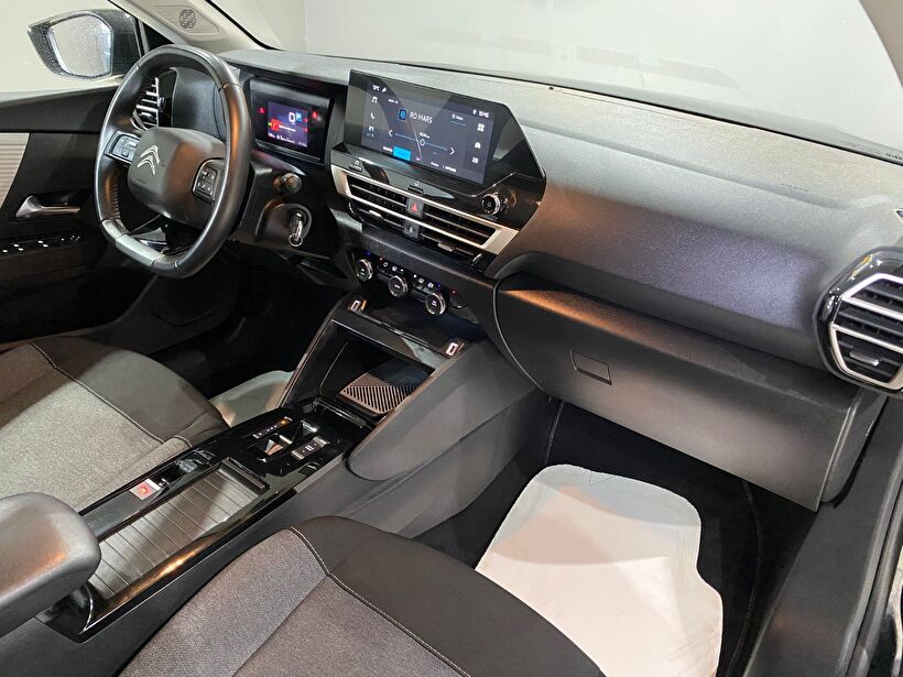 2024 Benzin Otomatik Citroen C4 X Siyah Gürel Tasarım Aksesuar Otomotiv San. Tic. Ltd. Şti.