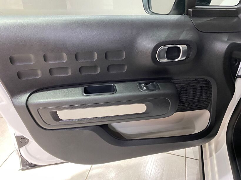 2024 Benzin Otomatik Citroen C3 Beyaz Gürel Tasarım Aksesuar Otomotiv San. Tic. Ltd. Şti.