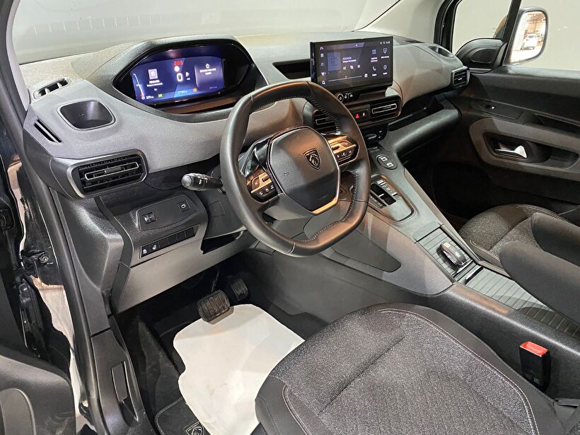 2025 Dizel Otomatik Peugeot Rifter Siyah Gürel Tasarım Aksesuar Otomotiv San. Tic. Ltd. Şti.