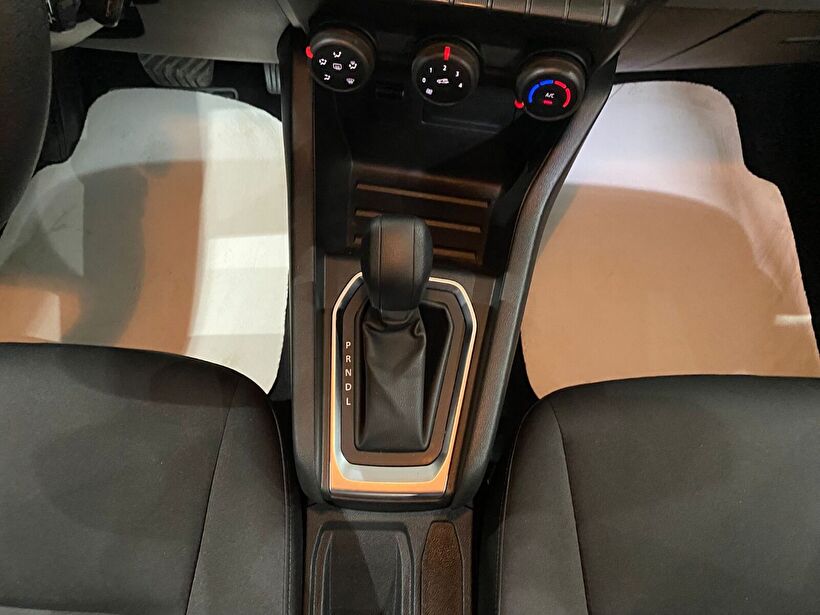 2023 Benzin Otomatik Renault Clio Beyaz Gürel Tasarım Aksesuar Otomotiv San. Tic. Ltd. Şti.