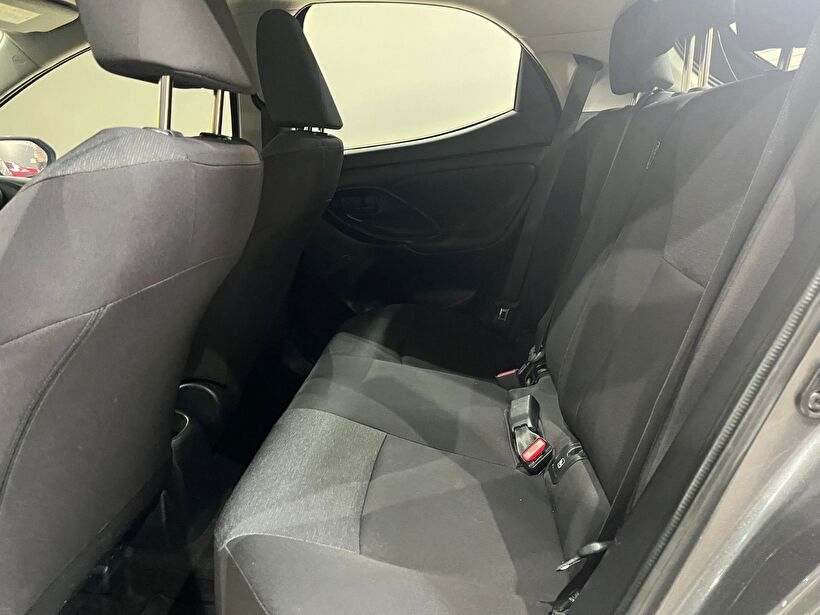 2021 Benzin Manuel Toyota Yaris Gri Gürel Tasarım Aksesuar Otomotiv San. Tic. Ltd. Şti.