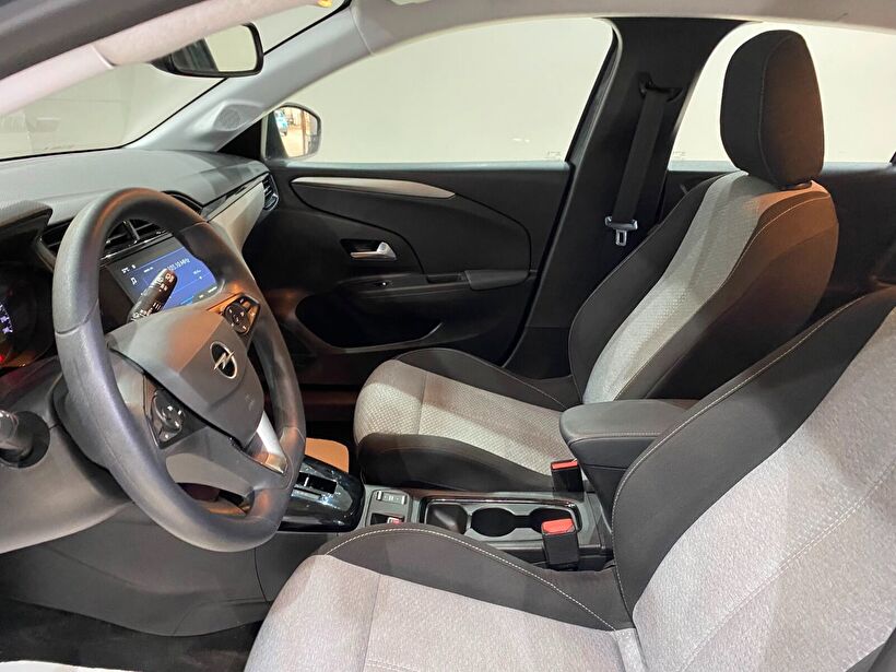 2025 Benzin Otomatik Opel Corsa Gri Gürel Tasarım Aksesuar Otomotiv San. Tic. Ltd. Şti.