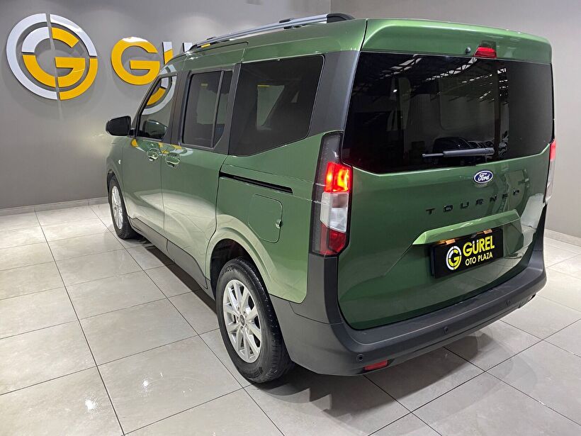 2024 Dizel Manuel Ford Tourneo Courier Yeşil Gürel Tasarım Aksesuar Otomotiv San. Tic. Ltd. Şti.