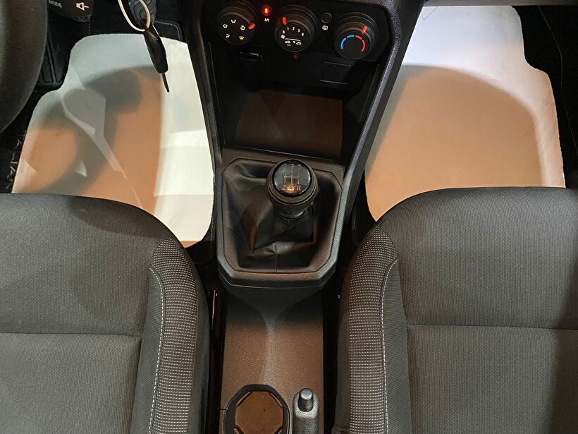 2022 Benzin Manuel Renault Taliant Beyaz Gürel Tasarım Aksesuar Otomotiv San. Tic. Ltd. Şti.