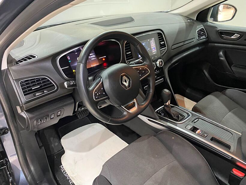 2024 Benzin Otomatik Renault Megane Gri Gürel Tasarım Aksesuar Otomotiv San. Tic. Ltd. Şti.