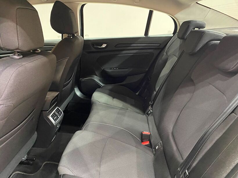 2024 Benzin Otomatik Renault Megane Gri Gürel Tasarım Aksesuar Otomotiv San. Tic. Ltd. Şti.