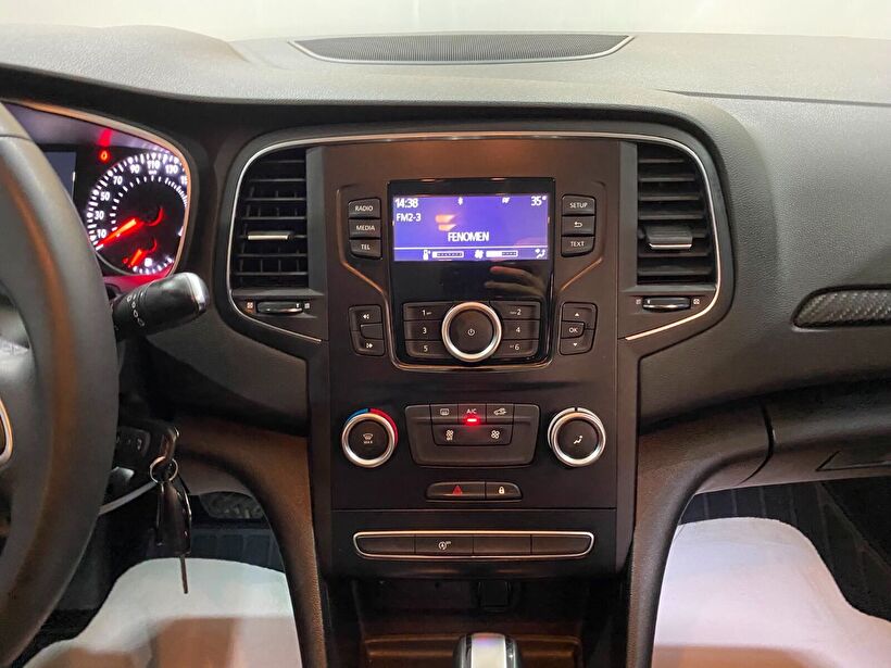 2021 Benzin Otomatik Renault Megane Beyaz Gürel Tasarım Aksesuar Otomotiv San. Tic. Ltd. Şti.