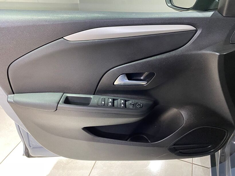 2025 Benzin Otomatik Opel Corsa Gri Gürel Tasarım Aksesuar Otomotiv San. Tic. Ltd. Şti.