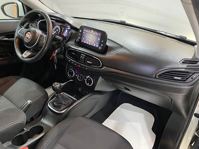 2021 Dizel Manuel Fiat Egea Beyaz Gürel Tasarım Aksesuar Otomotiv San. Tic. Ltd. Şti.