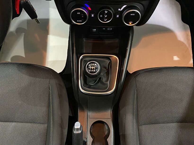 2021 Dizel Manuel Fiat Egea Beyaz Gürel Tasarım Aksesuar Otomotiv San. Tic. Ltd. Şti.