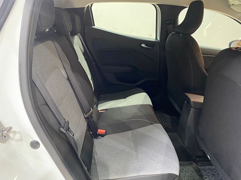 2024 Benzin Otomatik Renault Clio Beyaz Gürel Tasarım Aksesuar Otomotiv San. Tic. Ltd. Şti.