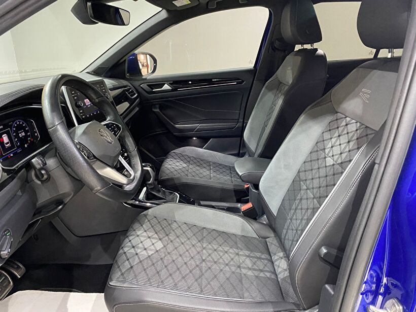 2022 Benzin Otomatik Volkswagen T-Roc Mavi Gürel Tasarım Aksesuar Otomotiv San. Tic. Ltd. Şti.