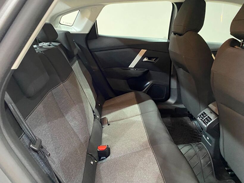 2025 Benzin Otomatik Citroen C4 X Gri Gürel Tasarım Aksesuar Otomotiv San. Tic. Ltd. Şti.