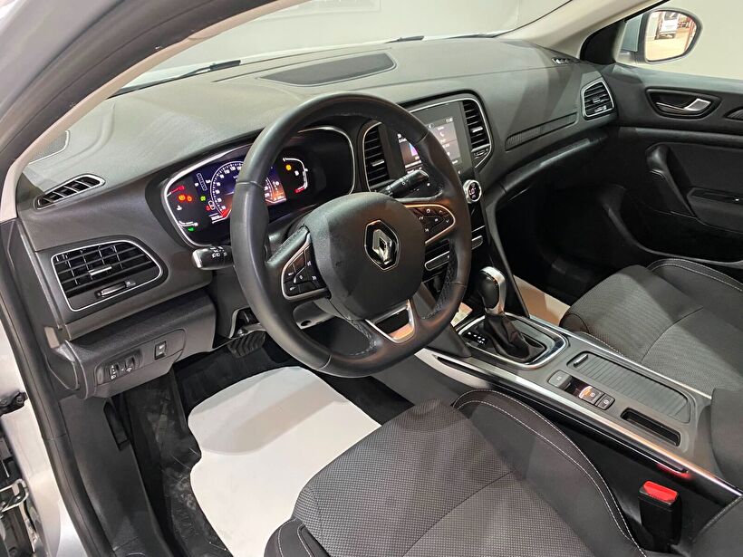 2023 Benzin Otomatik Renault Megane Gri Gürel Tasarım Aksesuar Otomotiv San. Tic. Ltd. Şti.