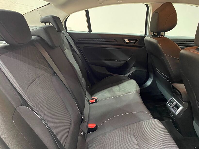 2023 Benzin Otomatik Renault Megane Gri Gürel Tasarım Aksesuar Otomotiv San. Tic. Ltd. Şti.
