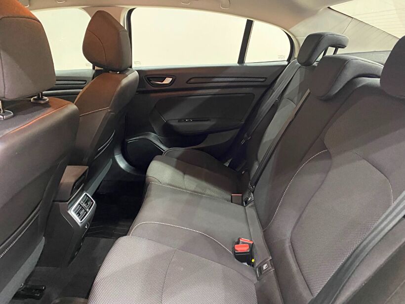 2023 Benzin Otomatik Renault Megane Gri Gürel Tasarım Aksesuar Otomotiv San. Tic. Ltd. Şti.