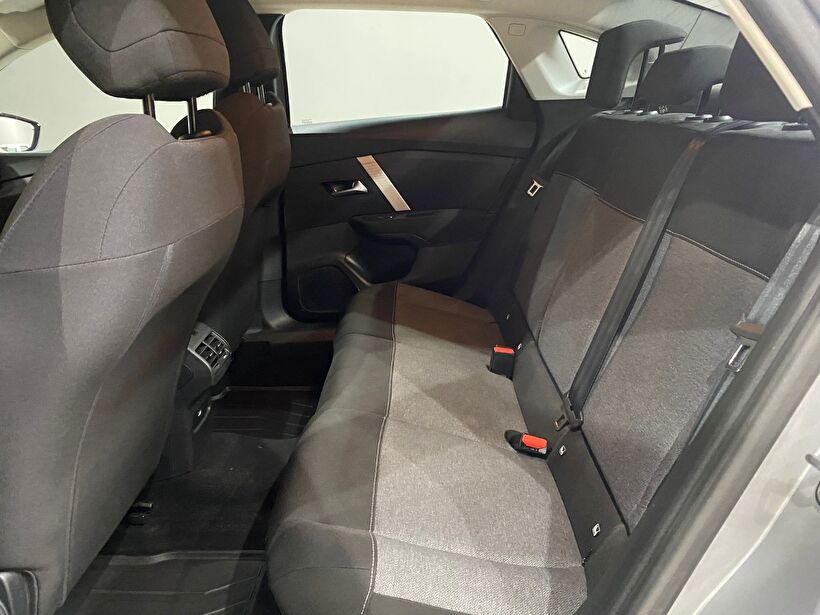 2023 Benzin Otomatik Citroen C4 X Gri Gürel Tasarım Aksesuar Otomotiv San. Tic. Ltd. Şti.