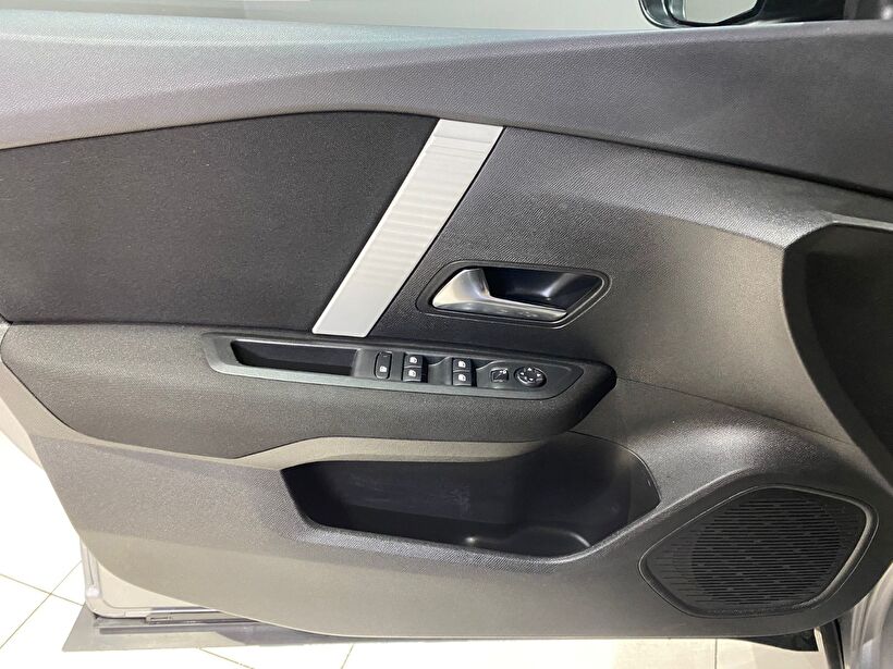 2023 Benzin Otomatik Citroen C4 X Gri Gürel Tasarım Aksesuar Otomotiv San. Tic. Ltd. Şti.