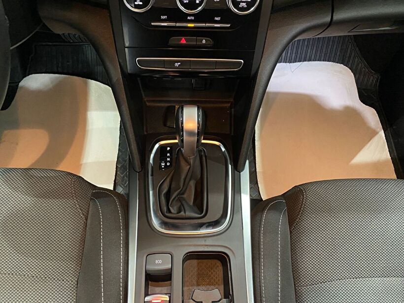 2023 Benzin Otomatik Renault Megane Gri Gürel Tasarım Aksesuar Otomotiv San. Tic. Ltd. Şti.