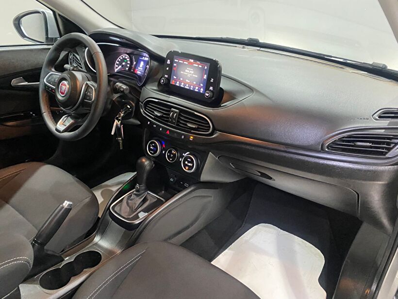 2024 Dizel Otomatik Fiat Egea Gümüş Gri Gürel Tasarım Aksesuar Otomotiv San. Tic. Ltd. Şti.