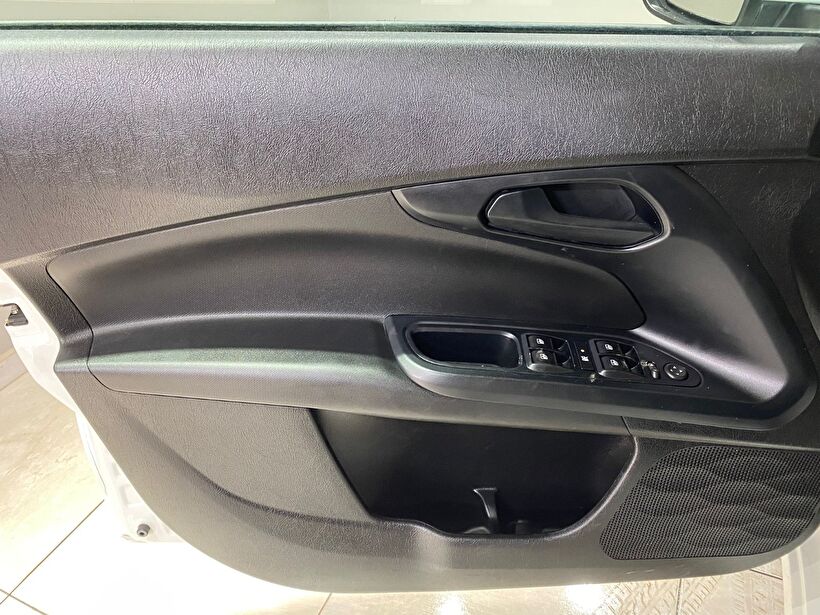 2023 Dizel Manuel Fiat Egea Beyaz Gürel Tasarım Aksesuar Otomotiv San. Tic. Ltd. Şti.