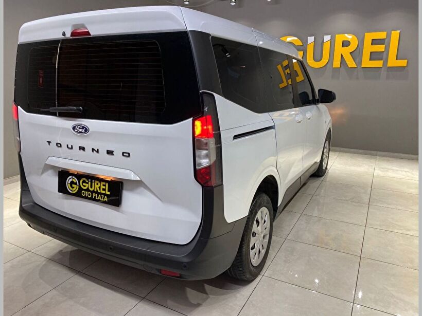 2024 Dizel Manuel Ford Tourneo Courier Beyaz Gürel Tasarım Aksesuar Otomotiv San. Tic. Ltd. Şti.