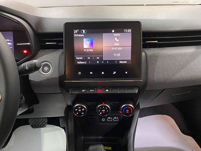 2025 Benzin Otomatik Renault Clio Gri Gürel Tasarım Aksesuar Otomotiv San. Tic. Ltd. Şti.