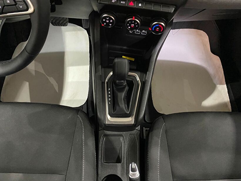 2025 Benzin Otomatik Renault Clio Gri Gürel Tasarım Aksesuar Otomotiv San. Tic. Ltd. Şti.