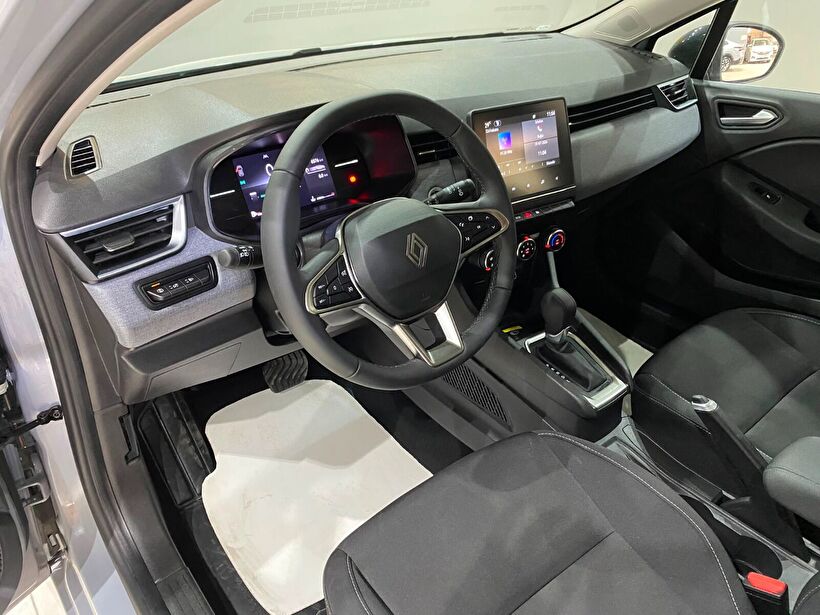 2025 Benzin Otomatik Renault Clio Gri Gürel Tasarım Aksesuar Otomotiv San. Tic. Ltd. Şti.