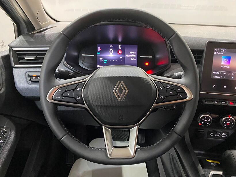 2025 Benzin Otomatik Renault Clio Gri Gürel Tasarım Aksesuar Otomotiv San. Tic. Ltd. Şti.