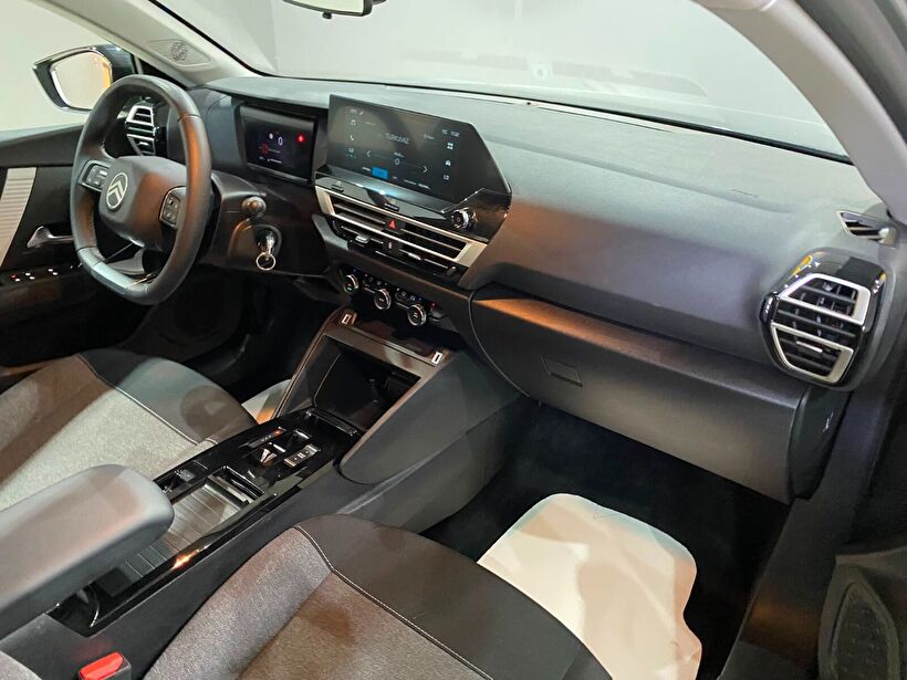 2025 Benzin Otomatik Citroen C4 X Gri Gürel Tasarım Aksesuar Otomotiv San. Tic. Ltd. Şti.
