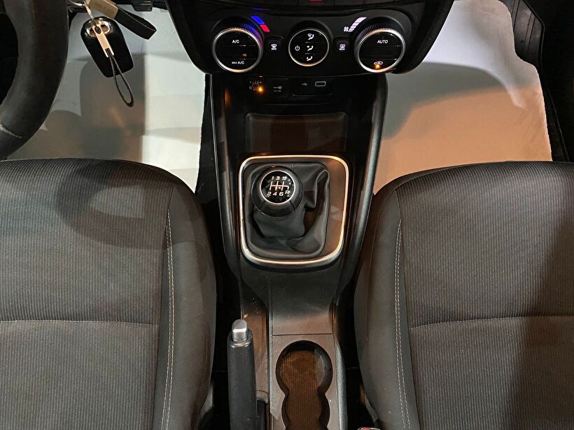 2021 Benzin Manuel Fiat Egea Mavi Gürel Tasarım Aksesuar Otomotiv San. Tic. Ltd. Şti.